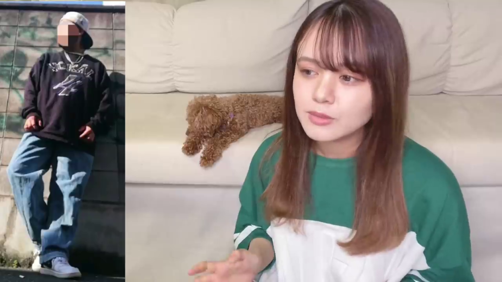 - 男性がオールブラックコーデ。女性が解説する様子が分割画面で表示。