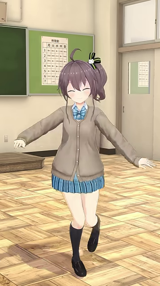 満面の笑みで目を閉じるキャラクター
