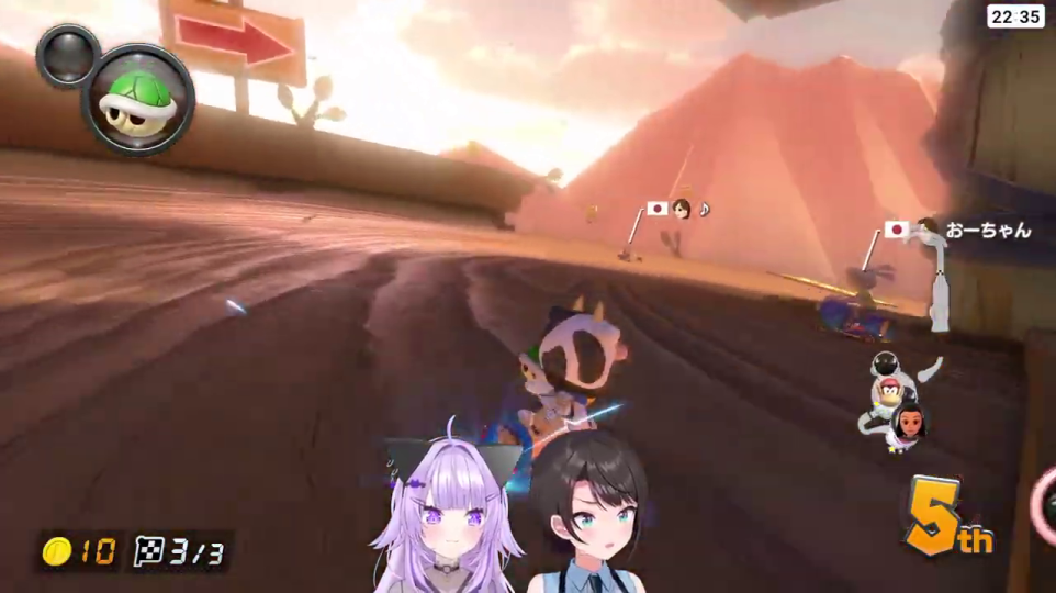 砂漠のコースを走行中のレース画面
